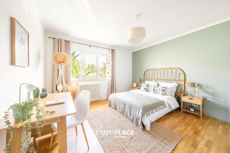 Maison - 186 m² - 7 pièces