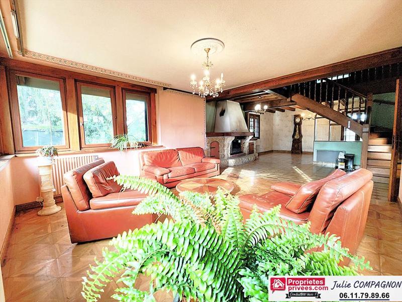 Maison - 182 m² - 6 pièces