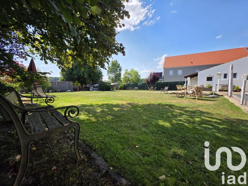 Maison - 360 m² - 10 pièces