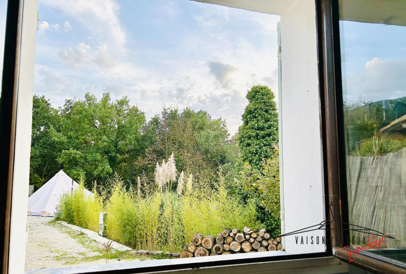 Villa - 215 m² - 6 pièces