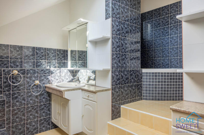 Maison ancienne - 128 m² - 6 pièces