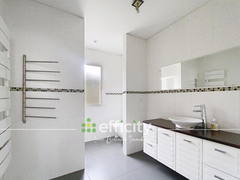 Villa - 370 m² - 10 pièces