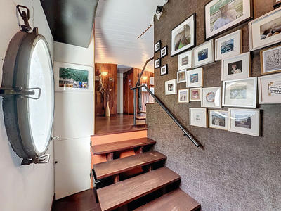 Péniche - 170 m² - 7 pièces