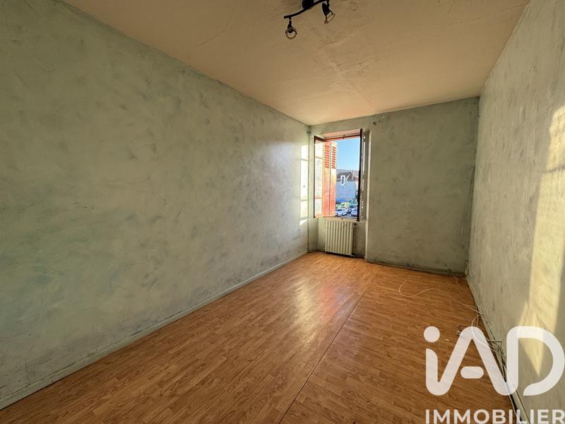 Maison - 300 m² - 7 pièces