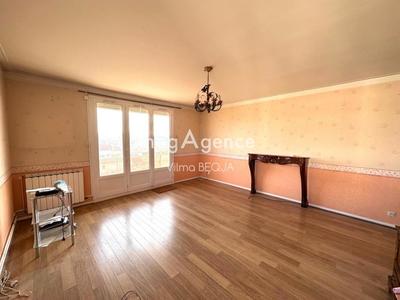 Appartement - 83 m² - 4 pièces
