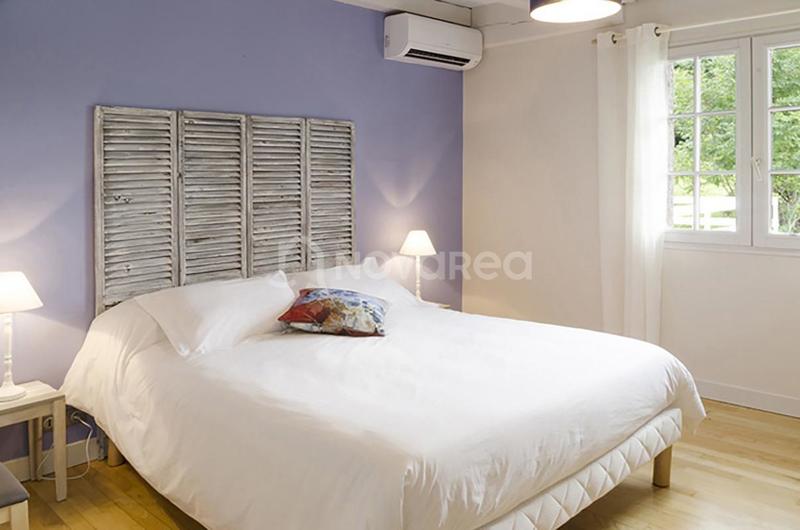 Maison - 376 m² - 14 pièces