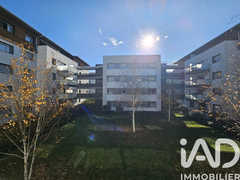 Appartement - 80 m² - 4 pièces