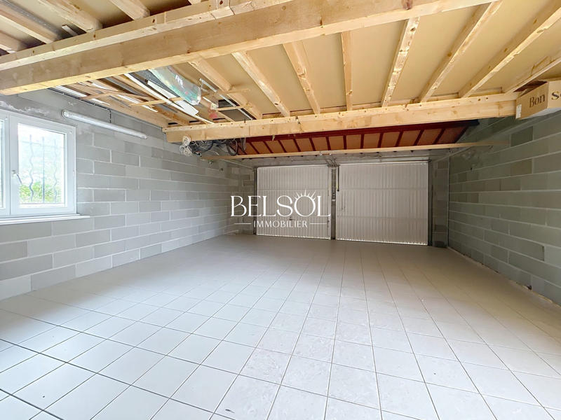 Maison - 184 m² - 7 pièces