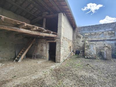 Maison ancienne - 68 m² - 2 pièces