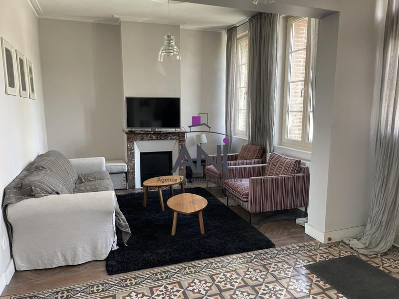 Maison - 102 m² - 4 pièces