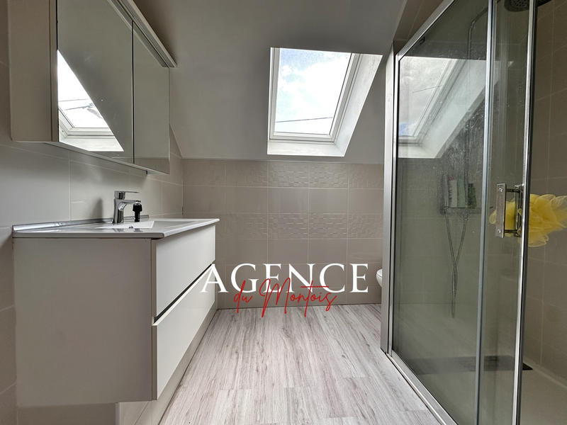 Maison - 168 m² - 6 pièces