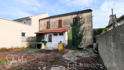 Immeuble - 215 m² - 6 pièces