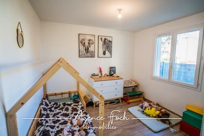 Maison - 93 m² - 4 pièces