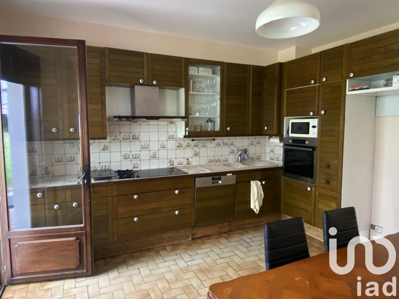 Maison - 274 m² - 7 pièces