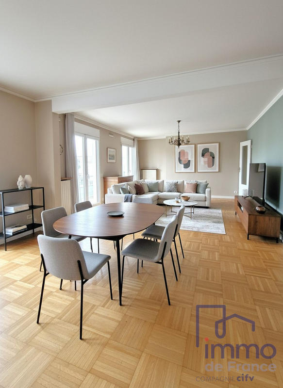 Appartement - 106 m² - 5 pièces