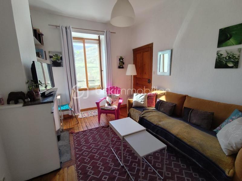 Maison en pierre - 120 m² - 8 pièces