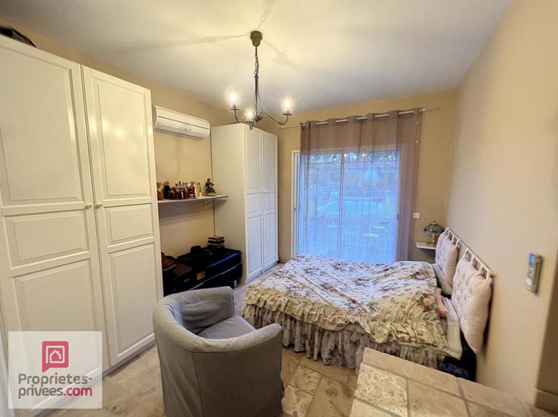 Maison - 158 m² - 7 pièces