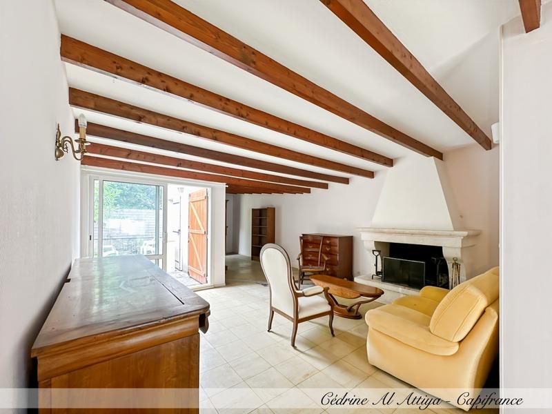 Maison - 93 m² - 4 pièces