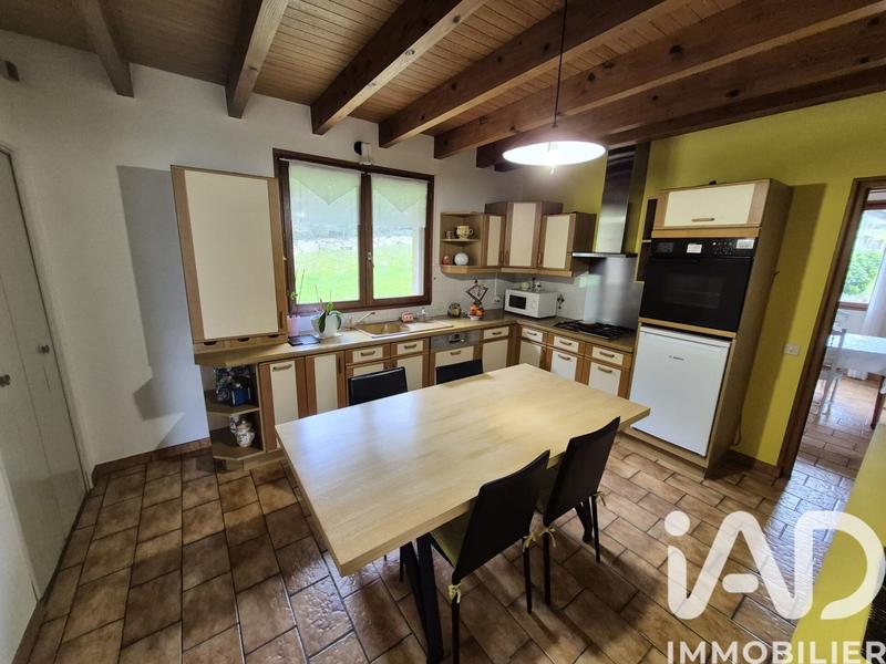 Maison - 166 m² - 6 pièces