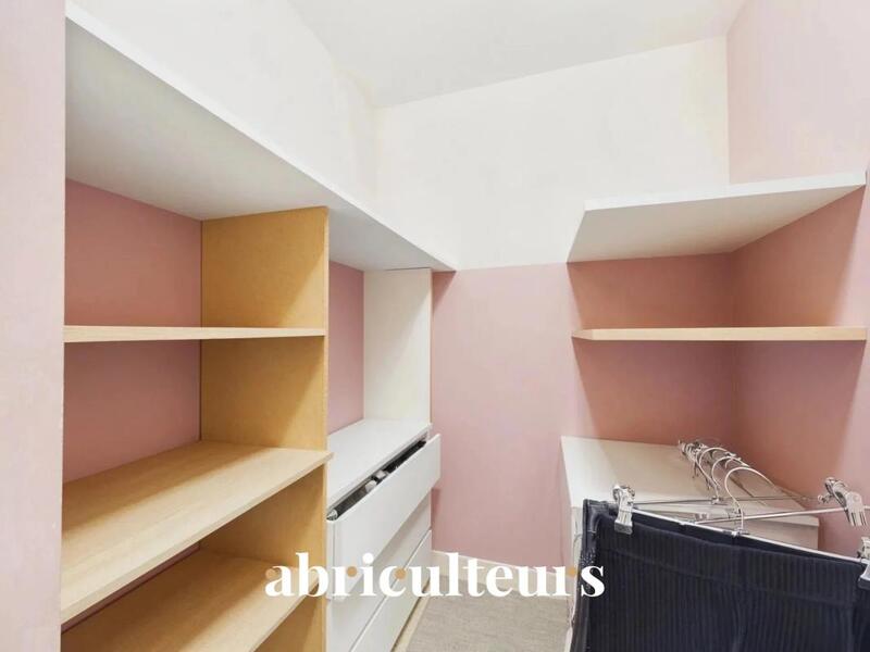 Appartement ancien - 65 m² - 3 pièces