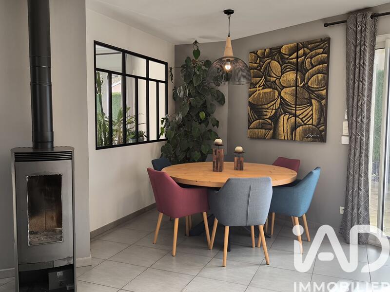 Maison - 117 m² - 6 pièces