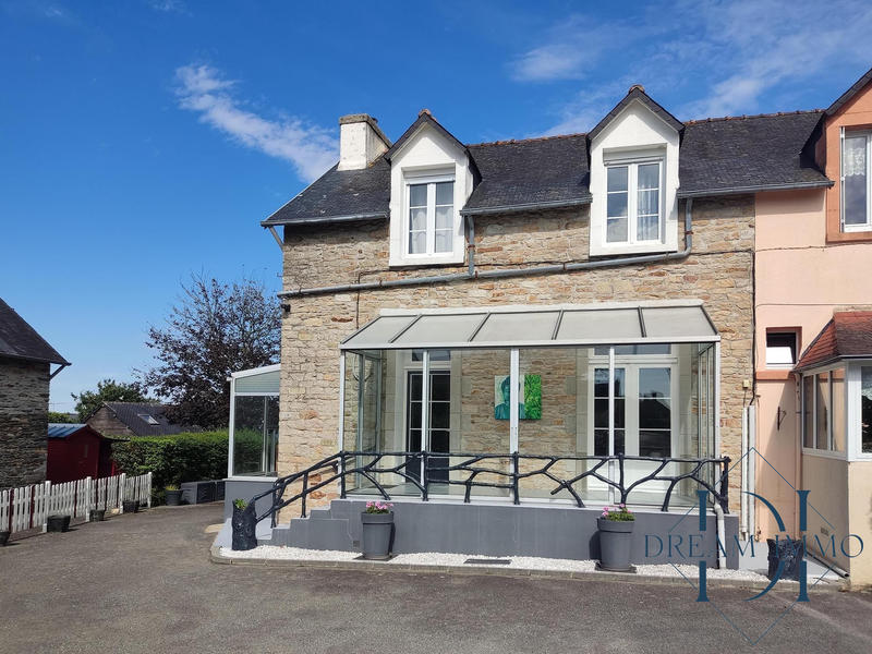 Maison - 139 m² - 6 pièces