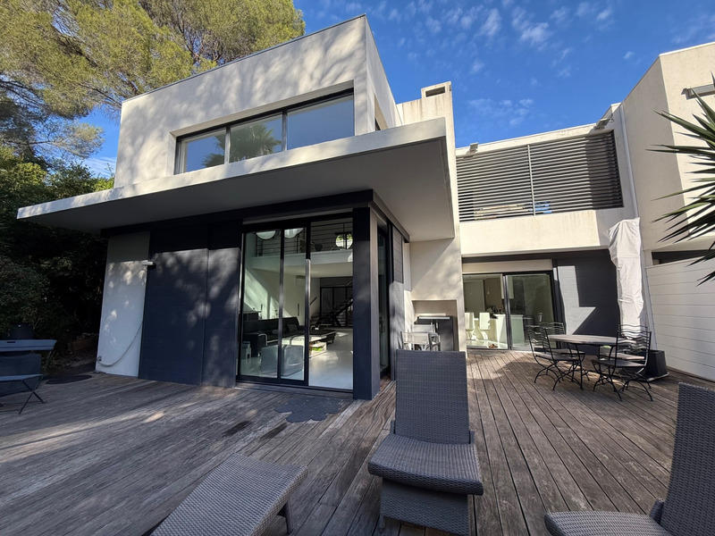 Maison - 130 m² - 4 pièces