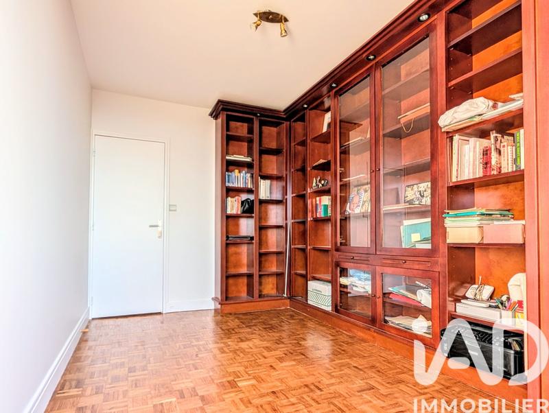 Appartement - 92 m² - 5 pièces