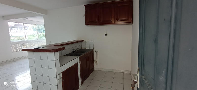 Appartement - 75 m² - 4 pièces