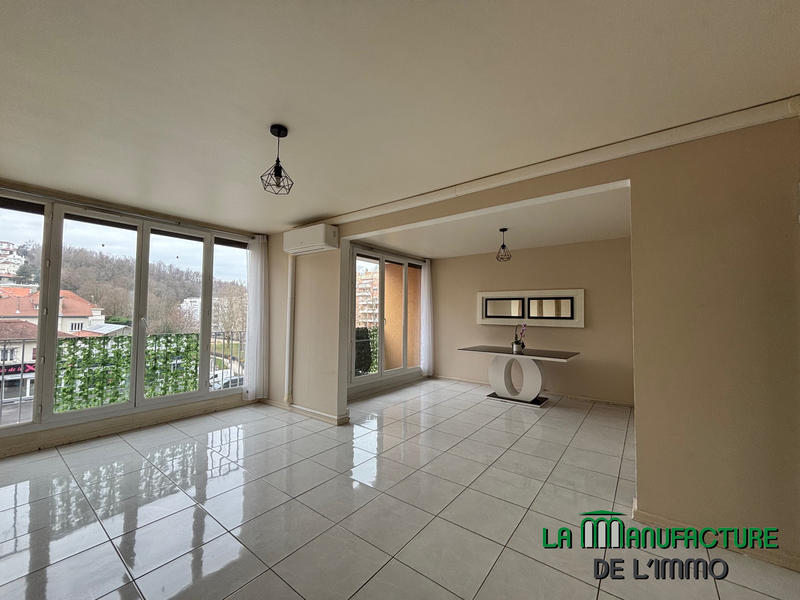 Appartement - 66 m² - 3 pièces