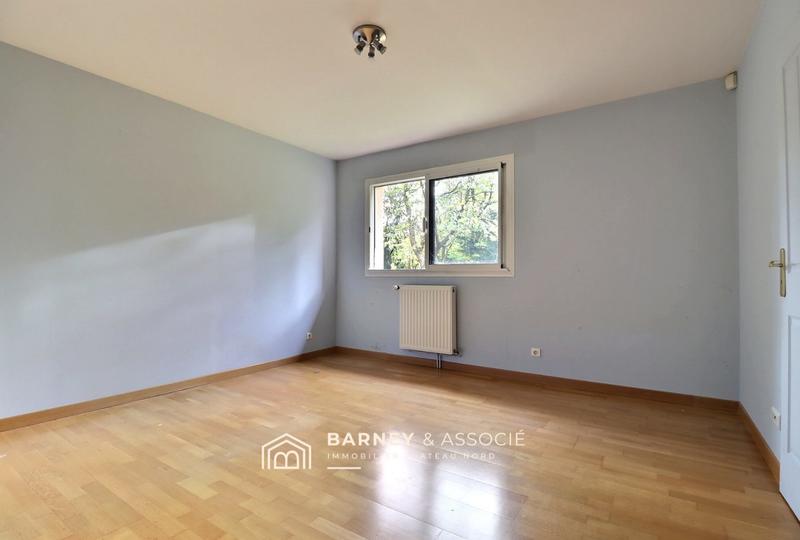 Maison contemporaine - 241 m² - 8 pièces