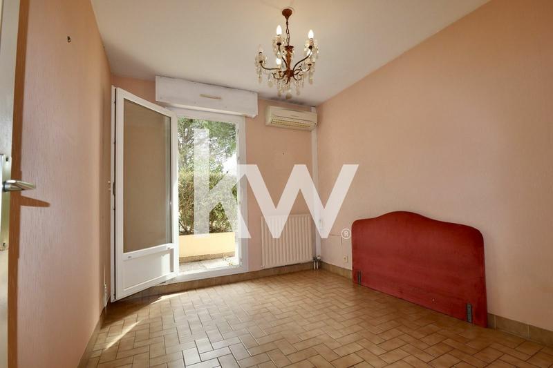 Appartement - 82 m² - 4 pièces