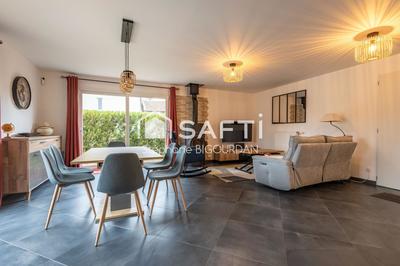 Maison - 120 m² - 6 pièces