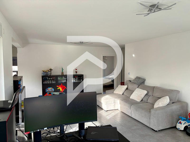 Appartement - 98 m² - 4 pièces