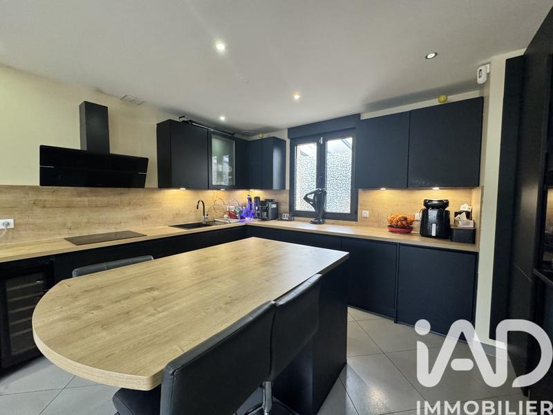 Maison de maîtres - 150 m² - 7 pièces