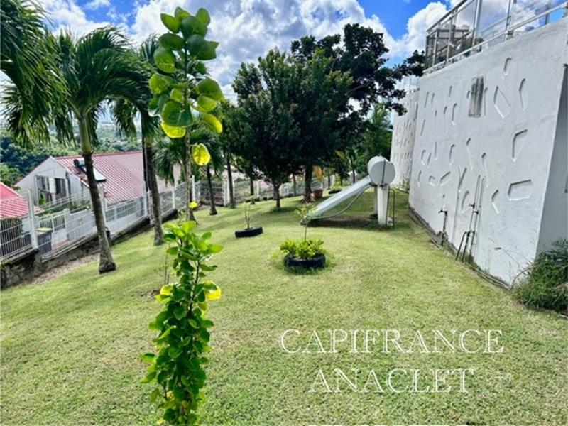 Maison d'architecte - 345 m² - 10 pièces