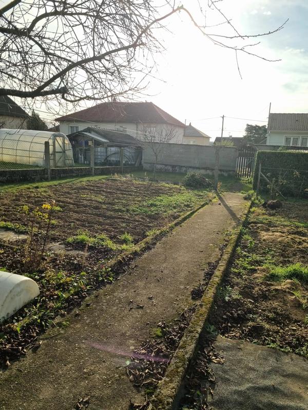 Maison - 102 m² - 5 pièces