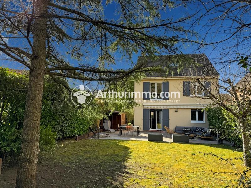 Maison - 122 m² - 7 pièces