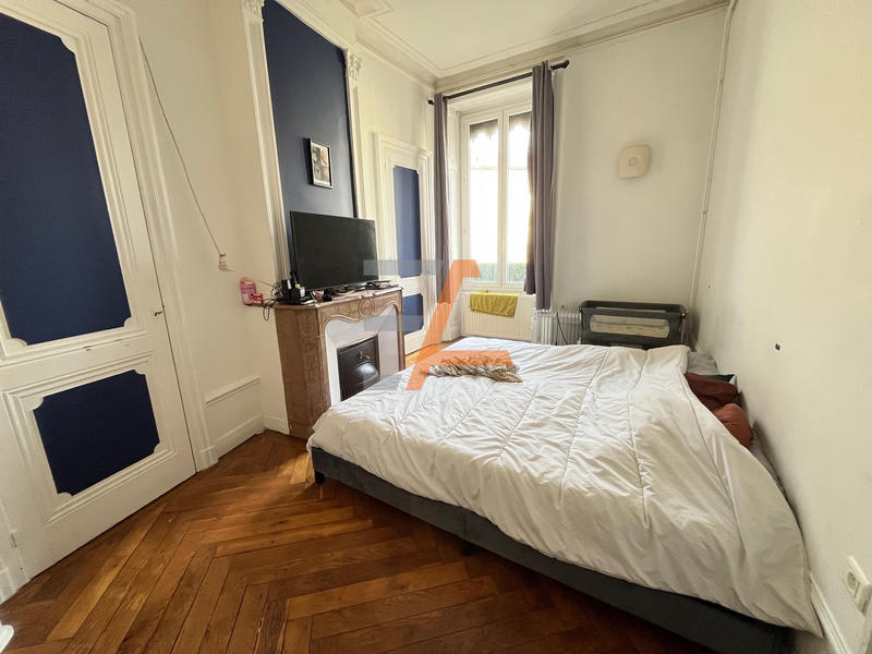 Appartement - 93 m² - 4 pièces