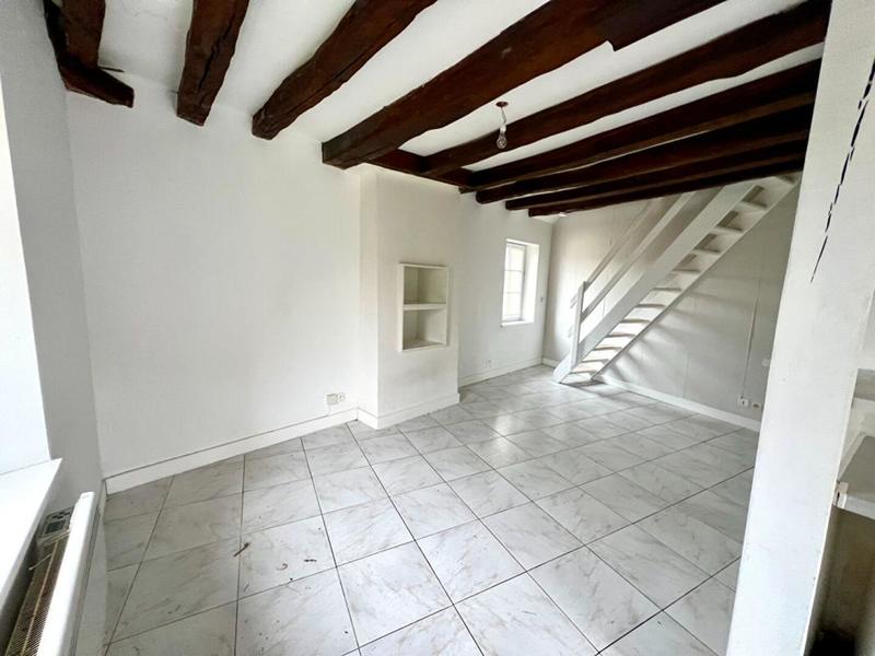 Immeuble - 145 m² - 9 pièces