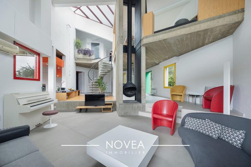 Maison - 199 m² - 6 pièces