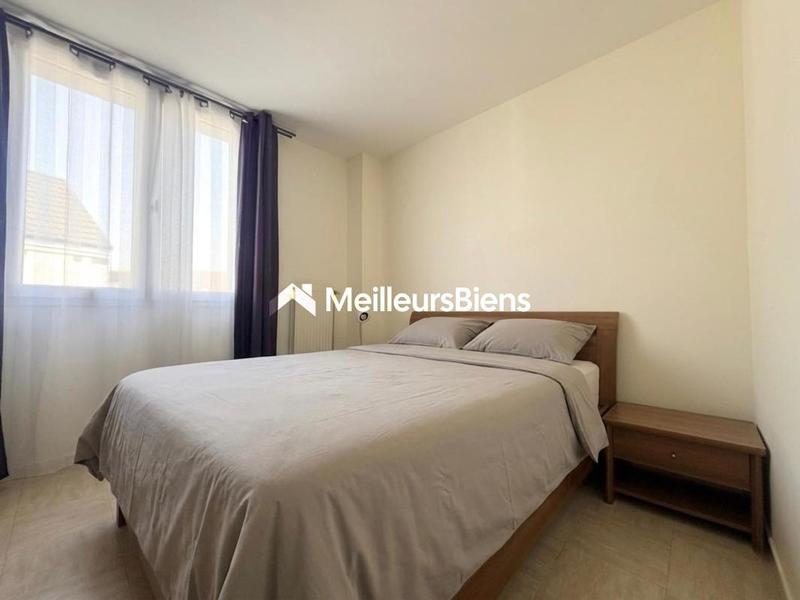 Propriété - 84 m² - 4 pièces