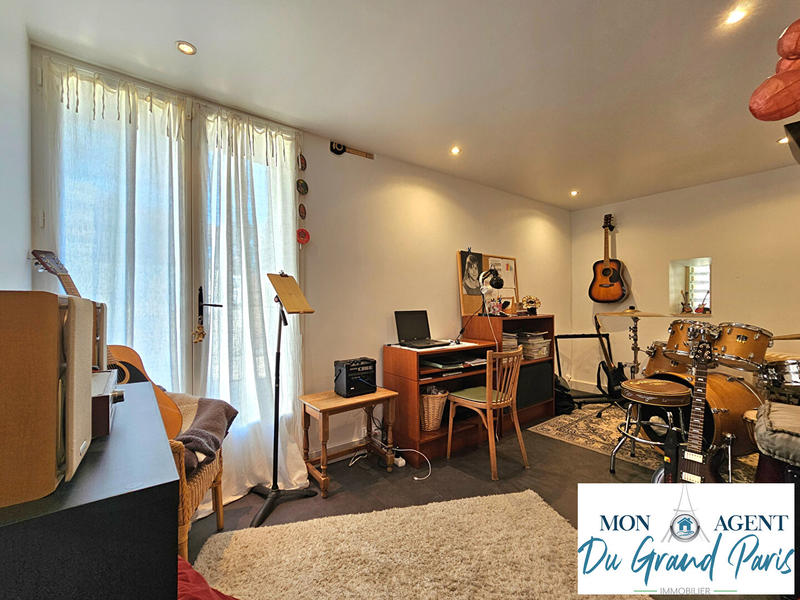 Maison - 184 m² - 7 pièces