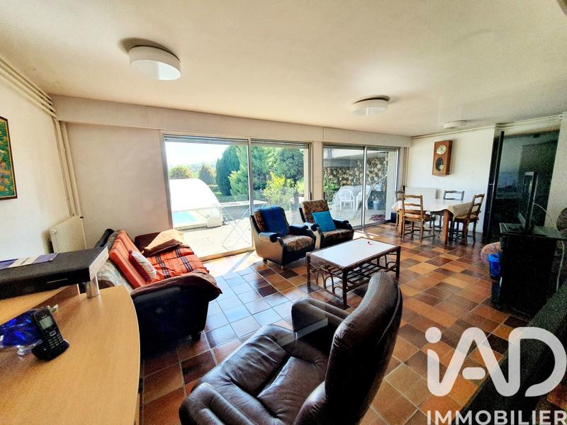 Maison de maîtres - 320 m² - 10 pièces