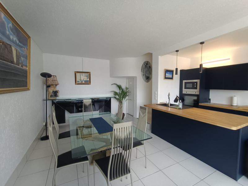 Appartement - 100 m² - 6 pièces