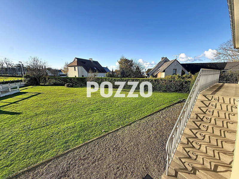 Maison - 92 m² - 6 pièces