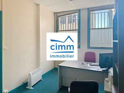 Bureau - 79 m² - 2 pièces