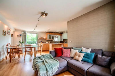 Maison - 99 m² - 5 pièces