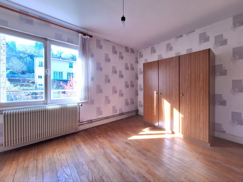 Maison - 110 m² - 6 pièces