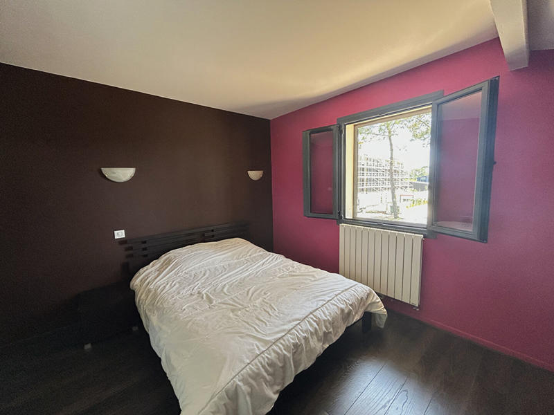 Maison - 202 m² - 5 pièces